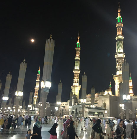 Masjid Nabawi Fullmoon